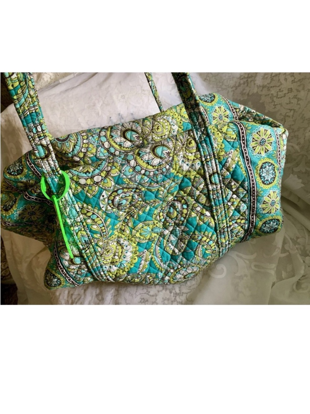 Vera Bradley large Teal and Lime Paisley Quilted Travel Duffel zip pocket
